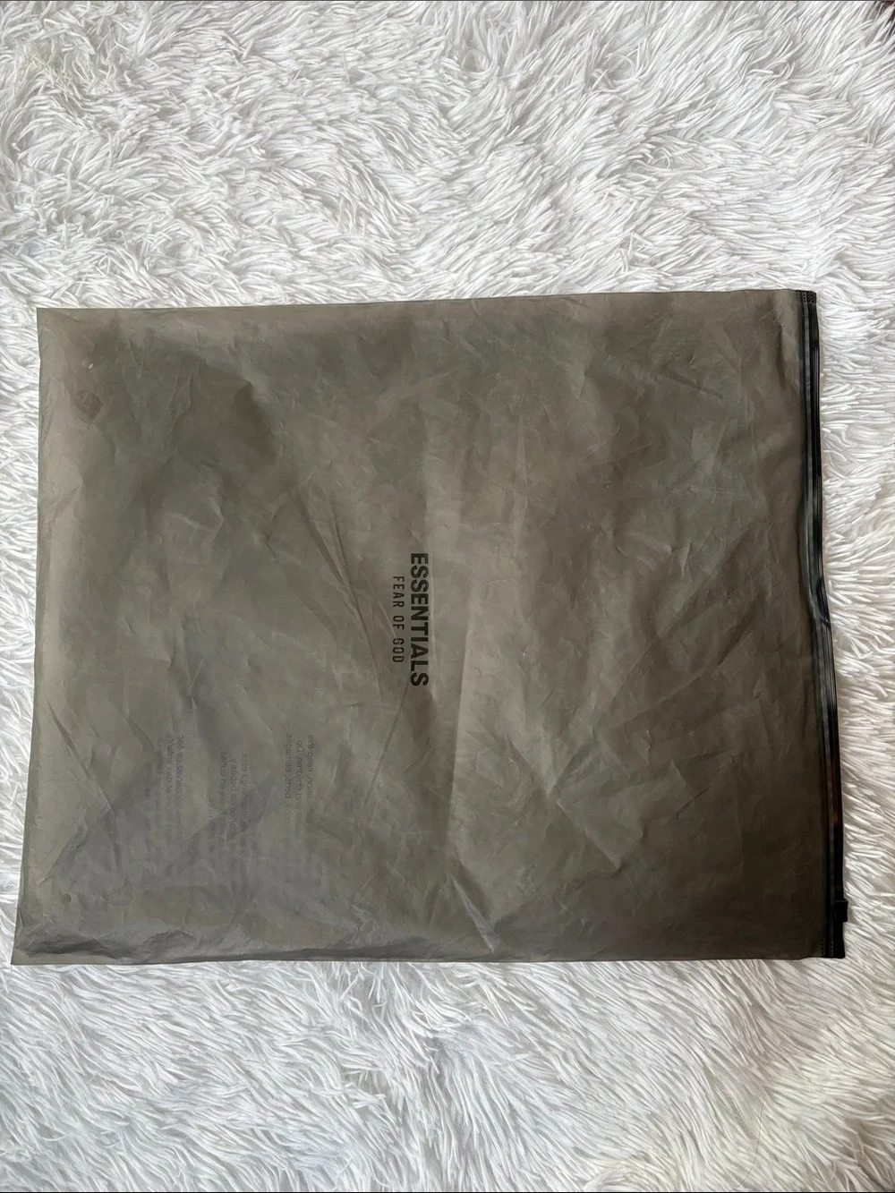 Fear of God Essentials Black Logo Short Sleeve Tee - Picture 5 of 6